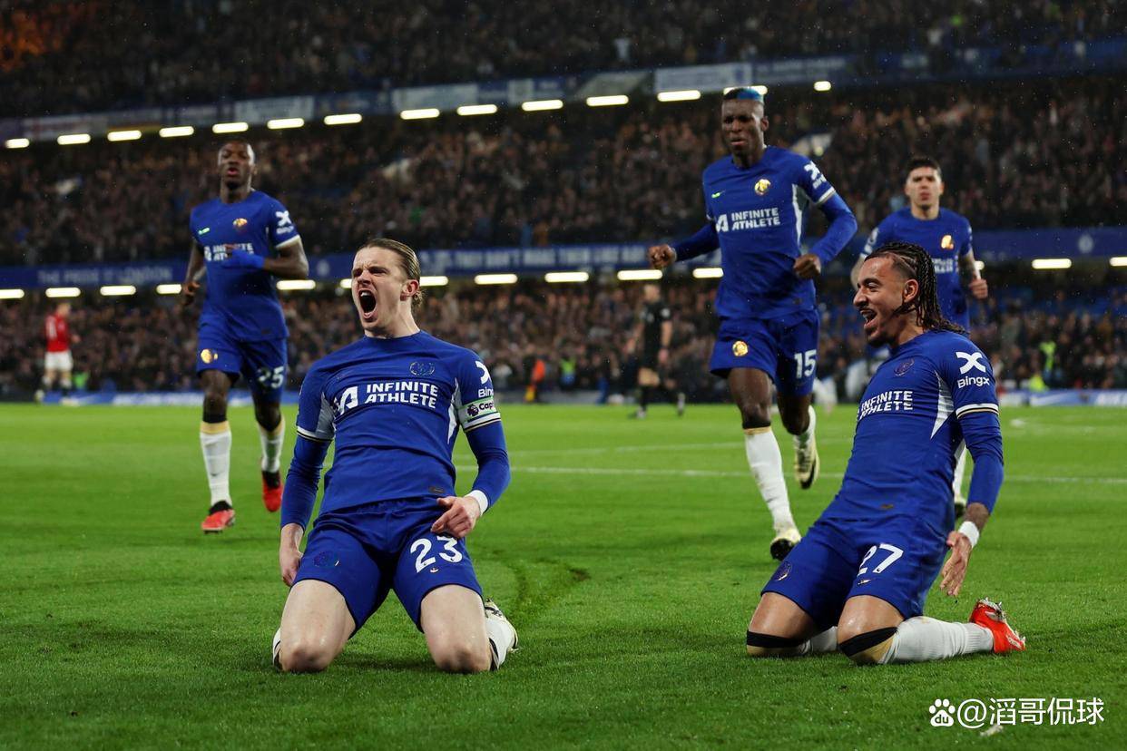 关键时刻突围战来临，那不勒斯围绕德国杯绝杀压哨，压力陡增，赛程密集仍需轮换的简单介绍